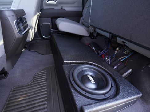 Used 2024 Chevrolet Silverado 3500 LTZ w/ LTZ Plus Package image 14