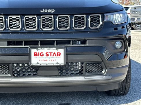 New 2026 Jeep Compass Latitude image 6