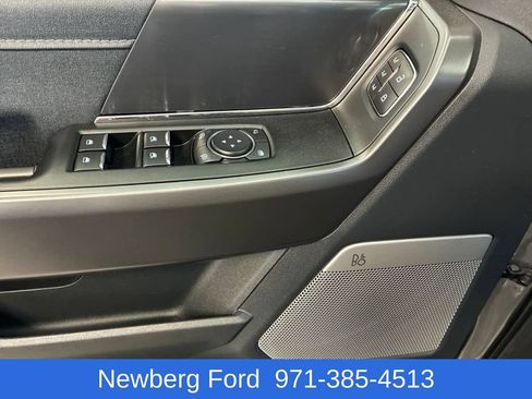 Used 2025 Ford F150 Lariat AWD/4WD image 14