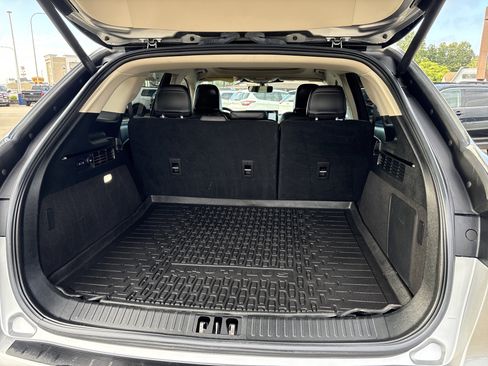 Used 2023 Lincoln Nautilus Reserve image 5