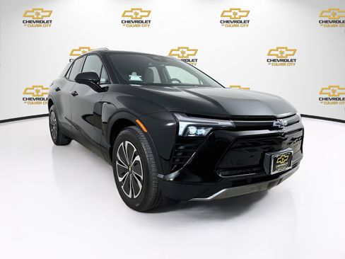 Used 2025 Chevrolet Blazer EV LT AWD/4WD image 1