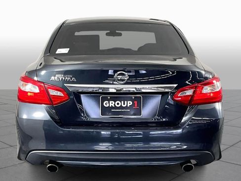 Used 2016 Nissan Altima 2.5 S w/ Power Driver Seat Package image 5