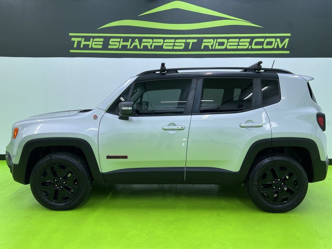 Used 2018 Jeep Renegade Trailhawk AWD/4WD image 6