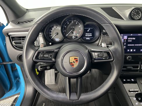 Used 2023 Porsche Macan AWD/4WD image 27