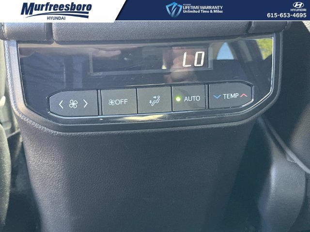 Used 2022 Toyota Highlander Limited AWD/4WD image 17