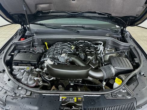 Used 2025 Dodge Durango GT image 35