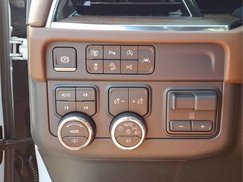 New 2026 Chevrolet Tahoe High Country image 12