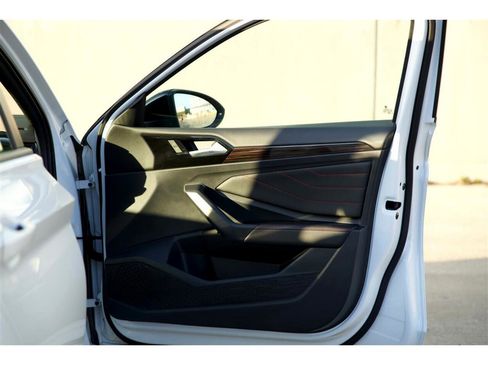 Used 2022 Volkswagen Jetta GLI Autobahn w/ GLI Black Package image 25