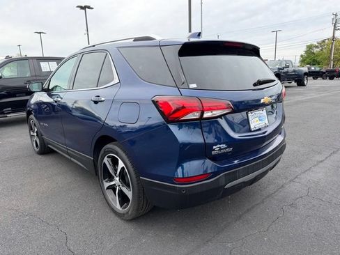 Used 2023 Chevrolet Equinox Premier FWD image 5