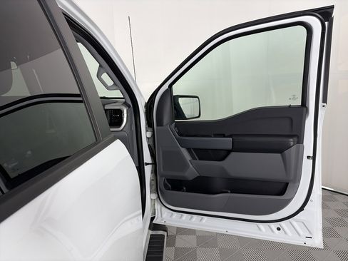 Certified 2023 Ford F150 XLT w/ Max Trailer Tow Package image 29