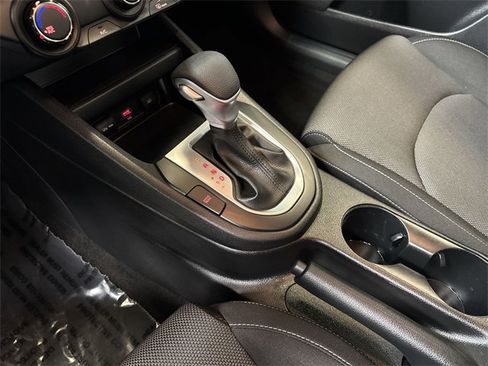 Used 2024 Kia Forte LXS image 19