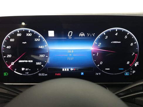Used 2024 Mercedes-Benz GLC 43 AMG 4MATIC image 13
