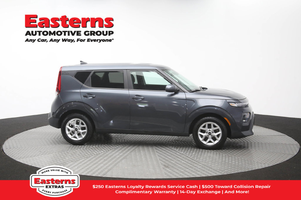 Used 2022 Kia Soul LX w/ Technology Package FWD image 45