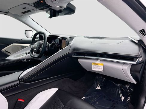 Used 2025 Chevrolet Corvette Stingray Premium Conv w/ Z51 Performance Package image 26