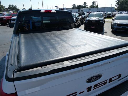 Used 2022 Ford F150 Lariat w/ Equipment Group 502A High AWD/4WD image 19