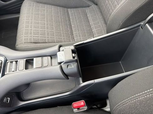 Certified 2023 Honda HR-V LX image 13