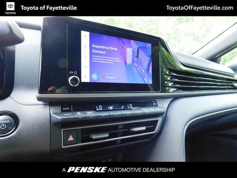 Certified 2025 Toyota Camry SE FWD image 6