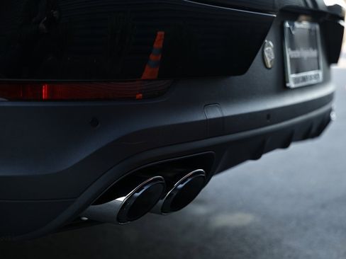 New 2026 Porsche Cayenne S image 15