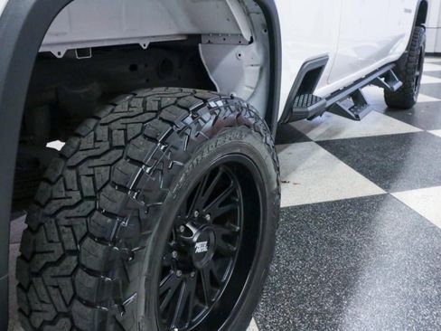 Used 2024 Chevrolet Silverado 2500 Custom w/ Custom Value Package image 42