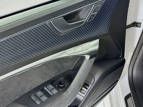 Used 2024 Audi RS 7 Performance image 19