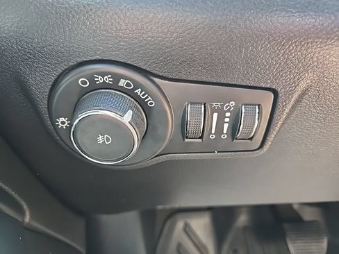 Used 2023 Jeep Compass Trailhawk AWD/4WD image 47