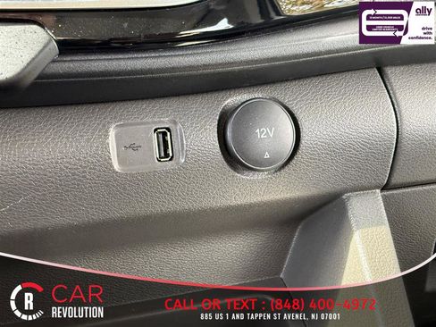 Used 2023 Ford Transit 350 XLT RWD image 29