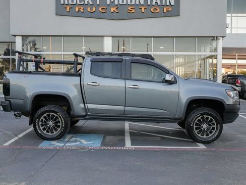 Used 2019 Chevrolet Colorado ZR2 w/ LPO, Premium Interior Package AWD/4WD image 4