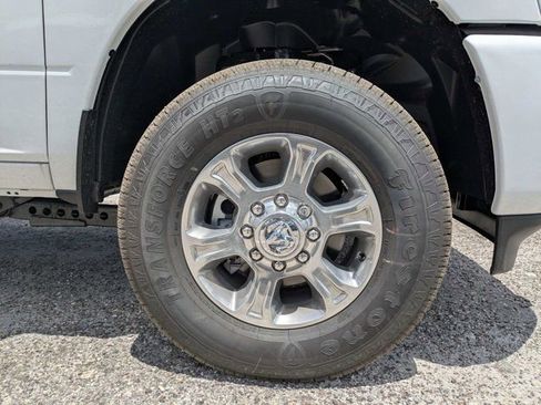 New 2026 RAM 2500 Big Horn AWD/4WD image 10