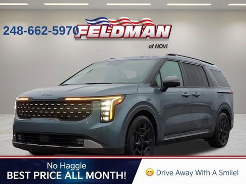 Used 2025 Kia Carnival SX Prestige image 1