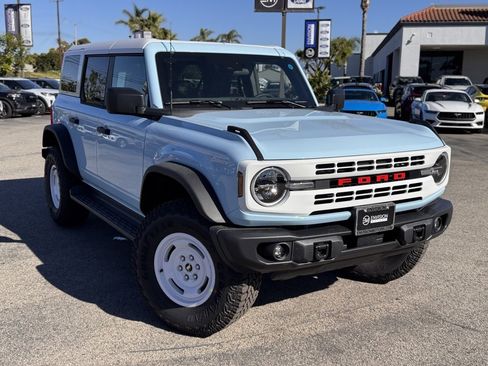 New 2025 Ford Bronco Heritage Edition image 2