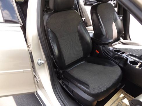 Used 2015 Chevrolet Malibu LT FWD image 19