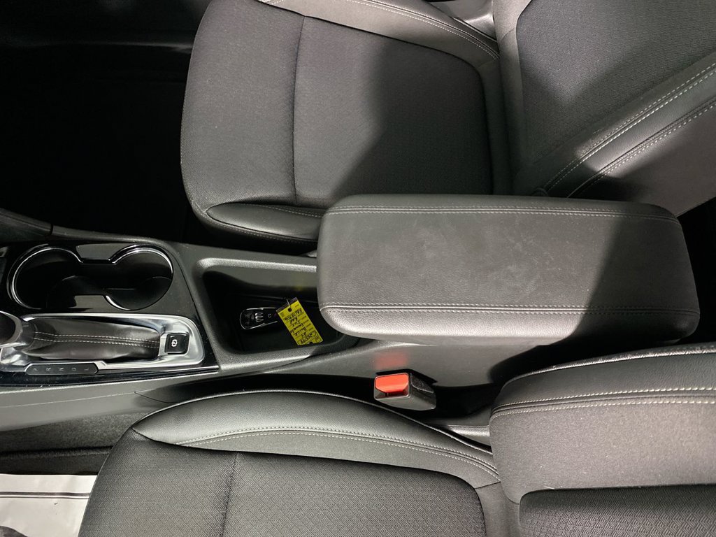 Used 2024 Buick Encore GX Preferred w/ Comfort Package AWD/4WD image 20