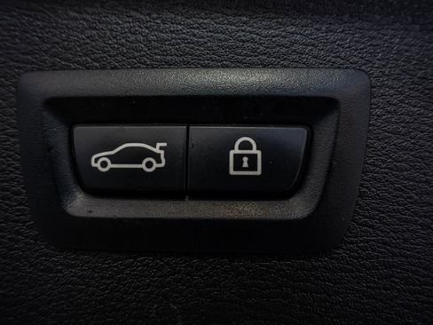 Used 2019 BMW X1 sDrive28i image 10