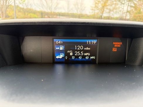 Used 2015 Subaru Forester 2.5i Premium image 24