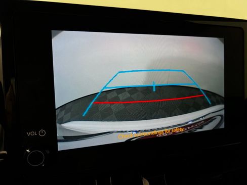 Used 2024 Toyota Corolla LE FWD image 18