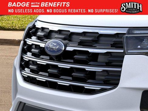 New 2026 Ford Explorer Active w/ Active Comfort Package RWD image 18