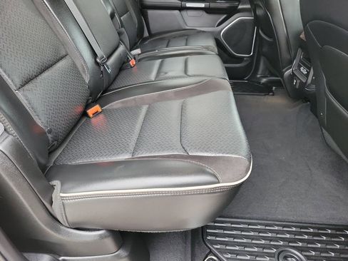 Used 2019 RAM 1500 Laramie image 34