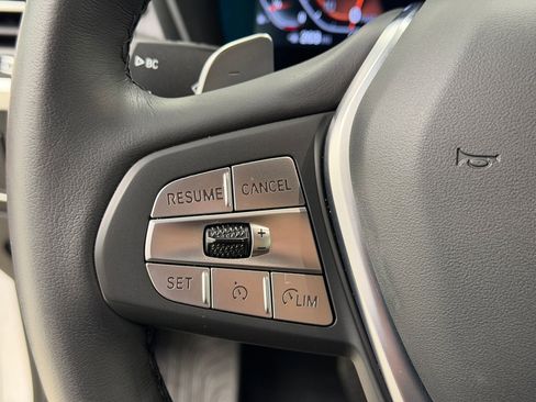 Certified 2025 BMW X4 xDrive30i w/ Premium Package image 18