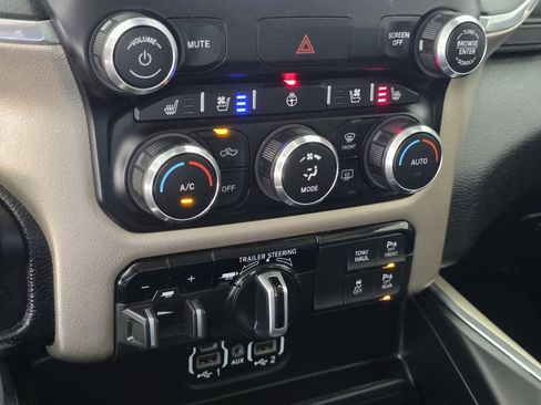 Used 2022 RAM 1500 Laramie AWD/4WD image 22