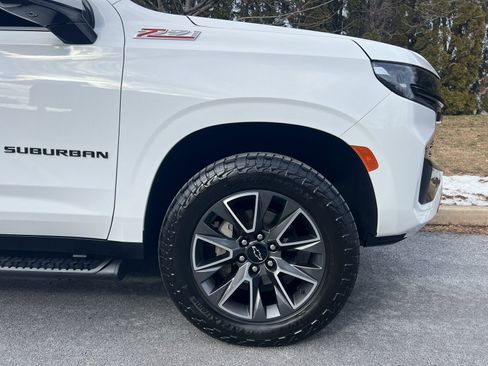 Used 2023 Chevrolet Suburban Z71 w/ Luxury Package image 66