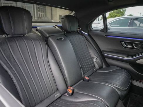Certified 2022 Mercedes-Benz S 500 4MATIC image 33