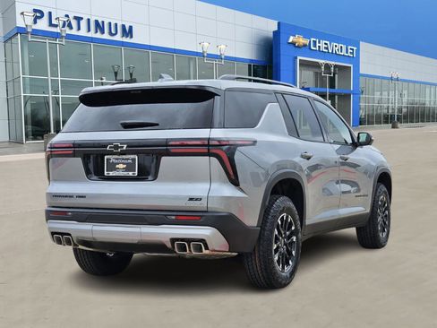 New 2026 Chevrolet Traverse Z71 w/ Driver Confidence Package image 6