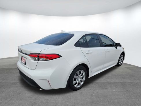 Certified 2026 Toyota Corolla LE FWD image 5