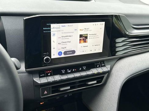 Used 2025 Toyota Camry LE FWD image 22