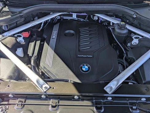 Used 2021 BMW X7 xDrive40i w/ Premium Package image 24