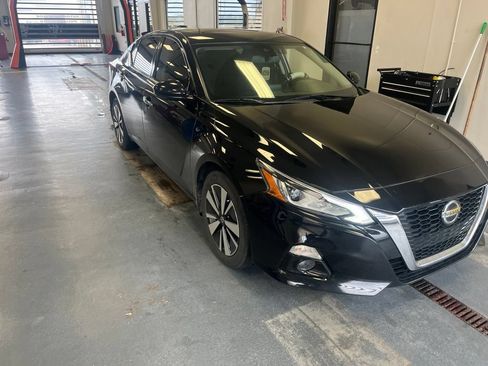 Used 2019 Nissan Altima 2.5 SV AWD/4WD image 1