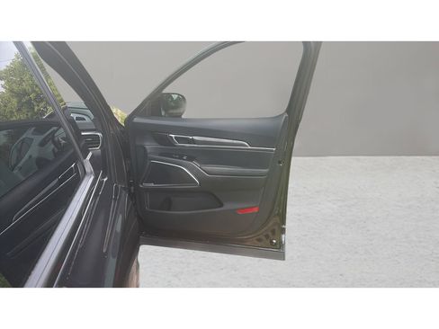 Certified 2025 Kia Telluride SX X-Line AWD/4WD image 12