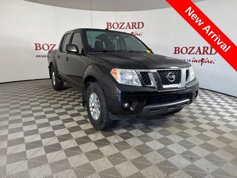 Used 2016 Nissan Frontier SV w/ SV Value Truck Package AWD/4WD image 1