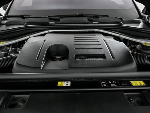 Used 2023 Land Rover Range Rover Sport SE Dynamic image 13