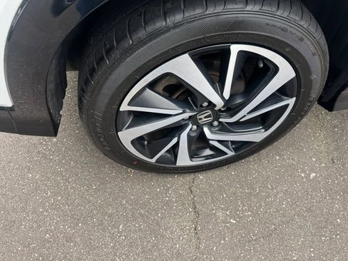 Used 2019 Honda HR-V Sport image 12
